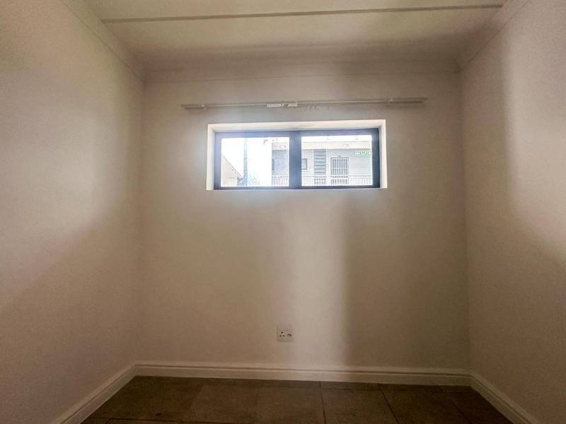 To Let 2 Bedroom Property for Rent in Glenhaven Western Cape